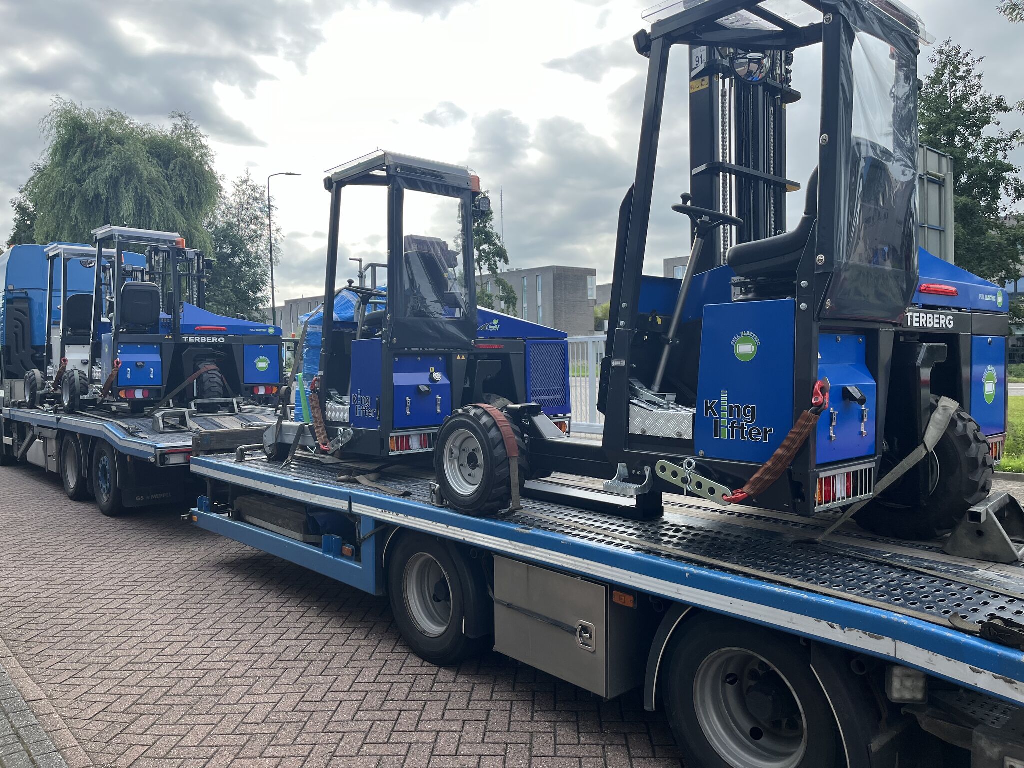 July Deliveries: Terberg Kinglifters on the Road to Satisfied Customers